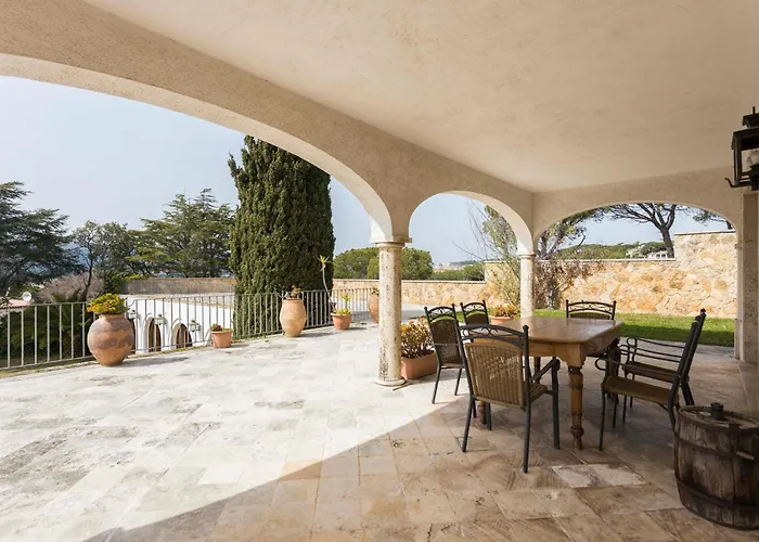 Villa Maricel